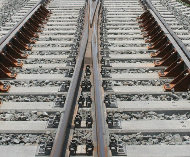 Vossloh to supply rail fastening systems for high-speed line in Egypt 